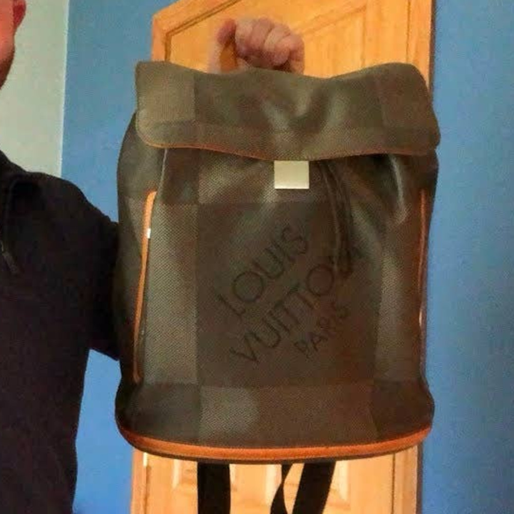 💎✨VERY CHARMING✨💎 AUTHENTIC Louis Vuitton Back Pack